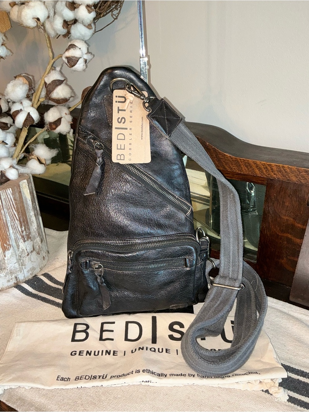 NWT Bed Stu Leather Unisex Andie Sling Backpack Black DD Dip Dyed MSRP $240